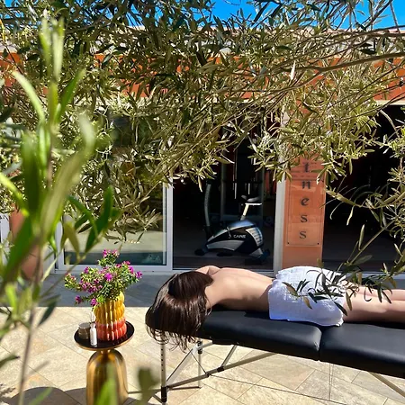 Апартаменты La Listrella &