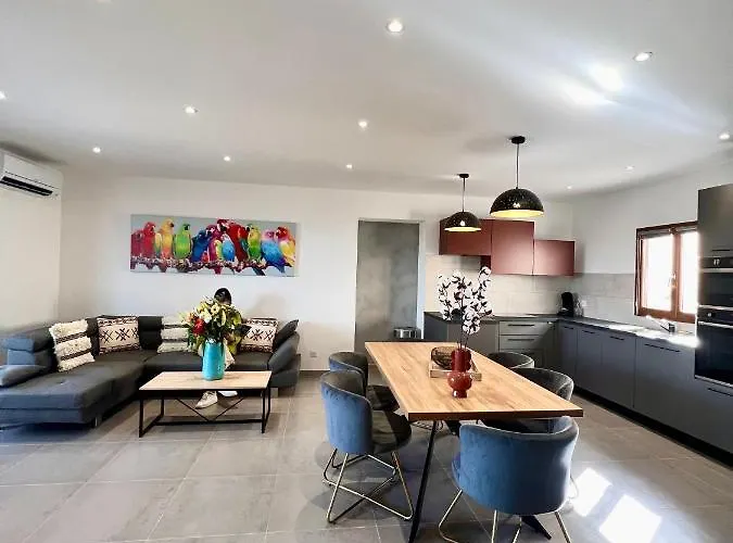 Apartamento La Listrella & *