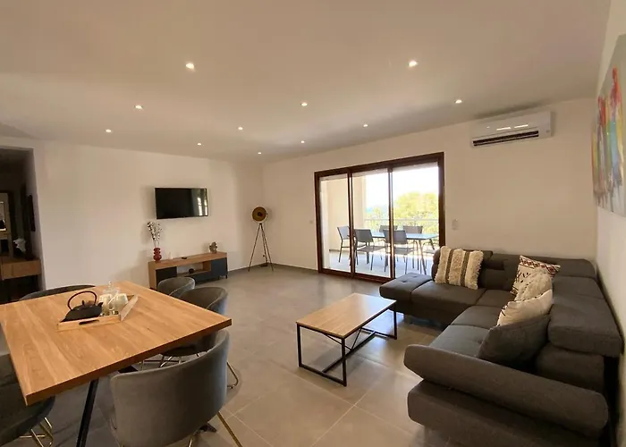 Apartamento La Listrella & *
